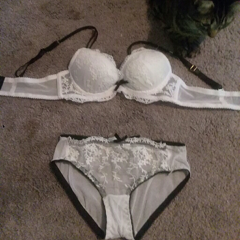 NWOT Black and White Lace Lingerie Set